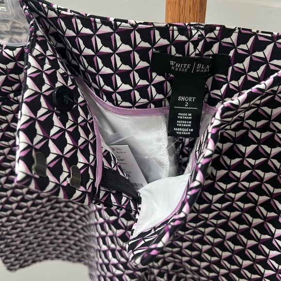 White House Black Market Black/White/Pink/Purple Geometric Shorts NWT sz 2 - Picture 3 of 8